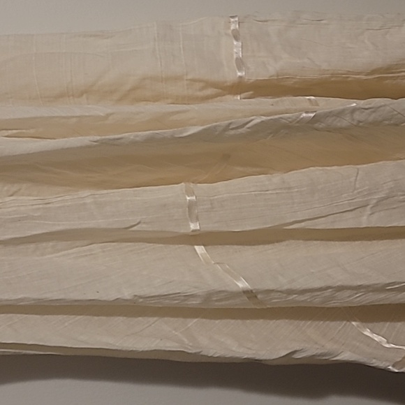 Dress bought & brought from MX - Picture 3 of 3